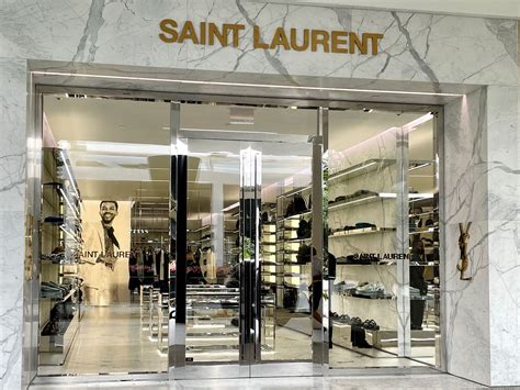 YSL shop